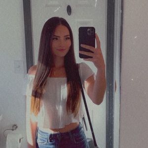 Meet your Posher, Tania